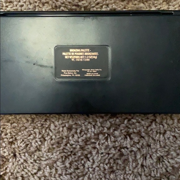 Glam chick bronzing makeup palette - Picture 3 of 3